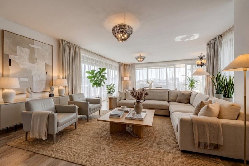 Piata Romana, Aurel Vlaicu, penthouse, 181.35 mp,