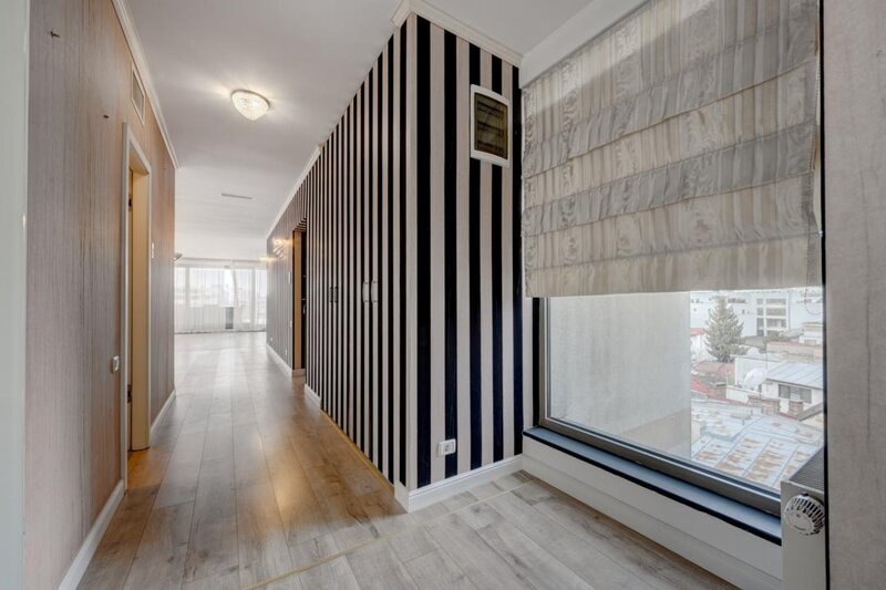 Piata Romana, Aurel Vlaicu, penthouse, 181.35 mp,