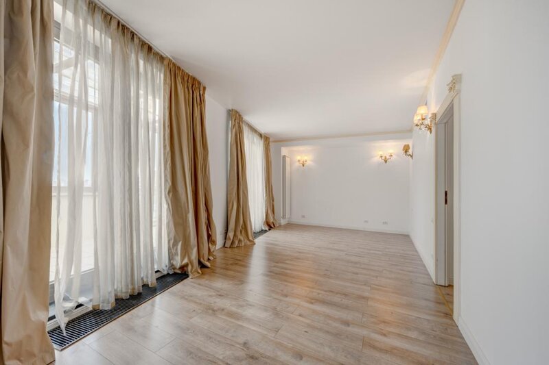 Piata Romana, Aurel Vlaicu, penthouse, 181.35 mp,